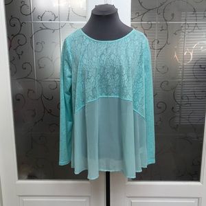 NWT- Womens Long Sleve Lace Accent Tunic - Teal